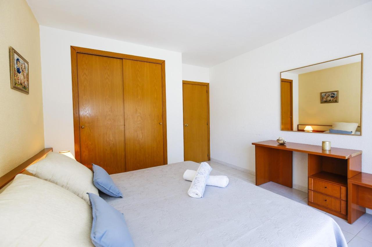 Gongora Planet Costa Dorada Apartment Кембрилс Екстериор снимка